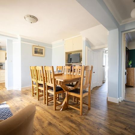 Seaview House - A Traditional Home By The Beach Nairn Eksteriør billede